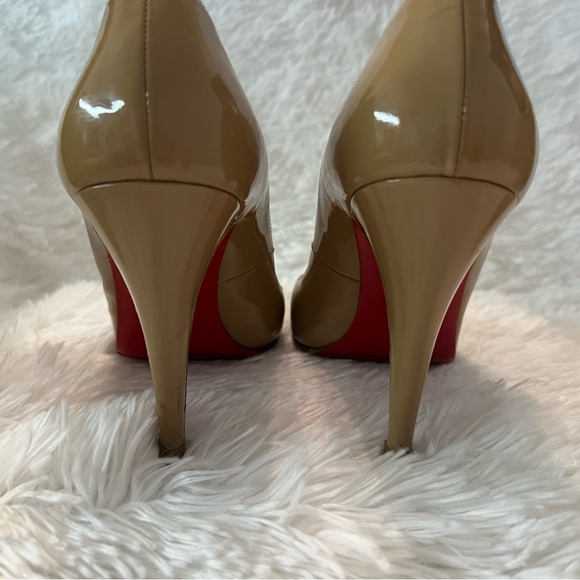 Christian Louboutin Decollete Patent Leather Heels/Pumps - Picture 6 of 16